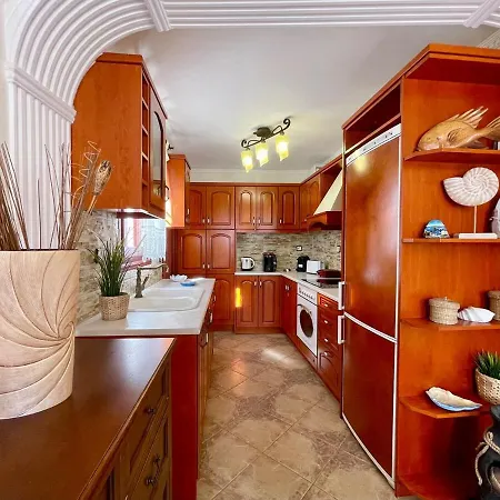 Maison Palms