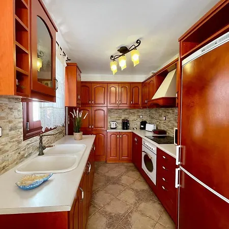 Mary's Archontiko Holiday home *