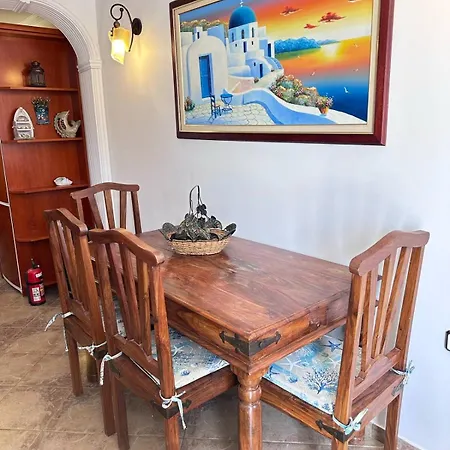 Holiday home Mary's Archontiko Messaria (Santorini)