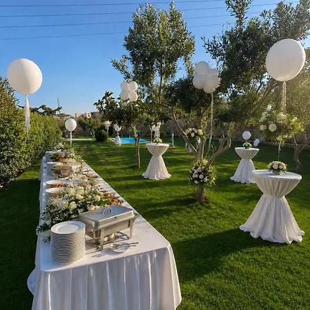 Maison Palms A Private Santorini Estate & Exclusive Wedding Venue, With A Luxury For Unforgettable Celebrations, Families & Groups Semesterbostad *