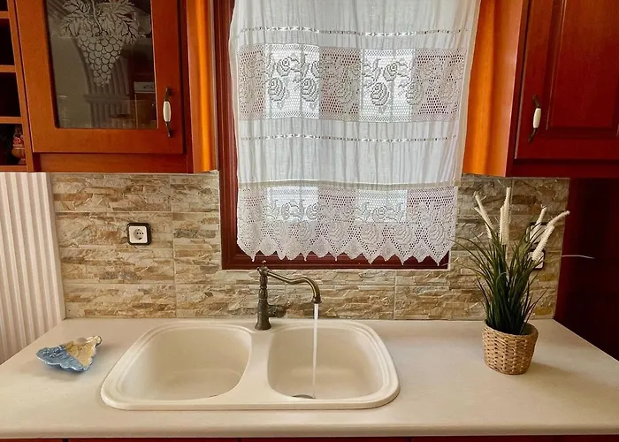 Holiday home Mary's Archontiko *