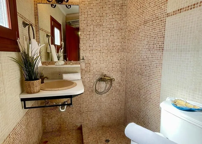 Mary's Archontiko * Mesariá