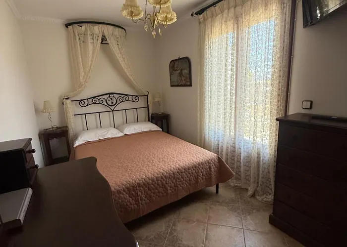 Mary's Archontiko Mesaria