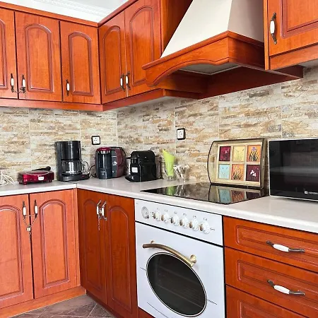 بيت للعطل Mary's Archontiko